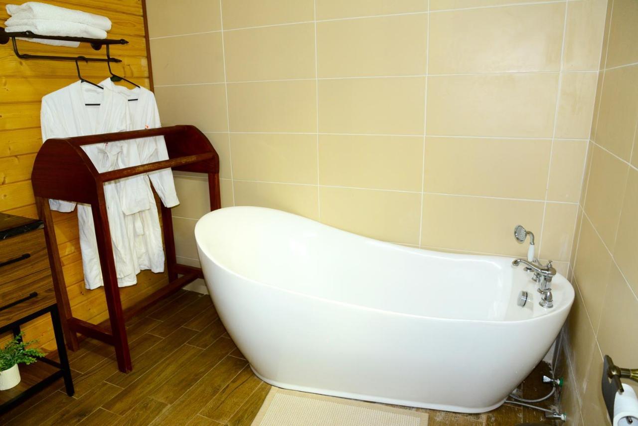 Severine Cottages And Lounge Ltd Найроби Екстериор снимка