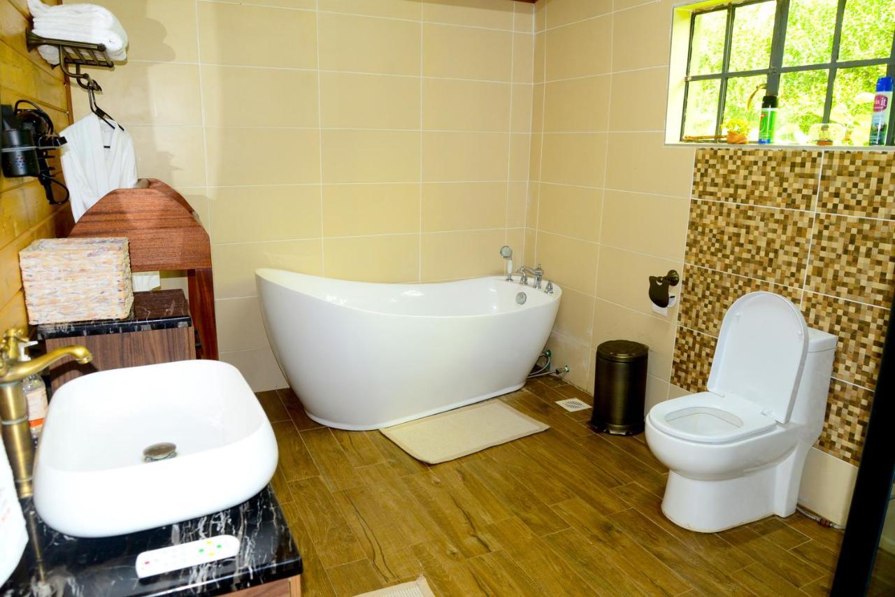 Severine Cottages And Lounge Ltd Найроби Екстериор снимка