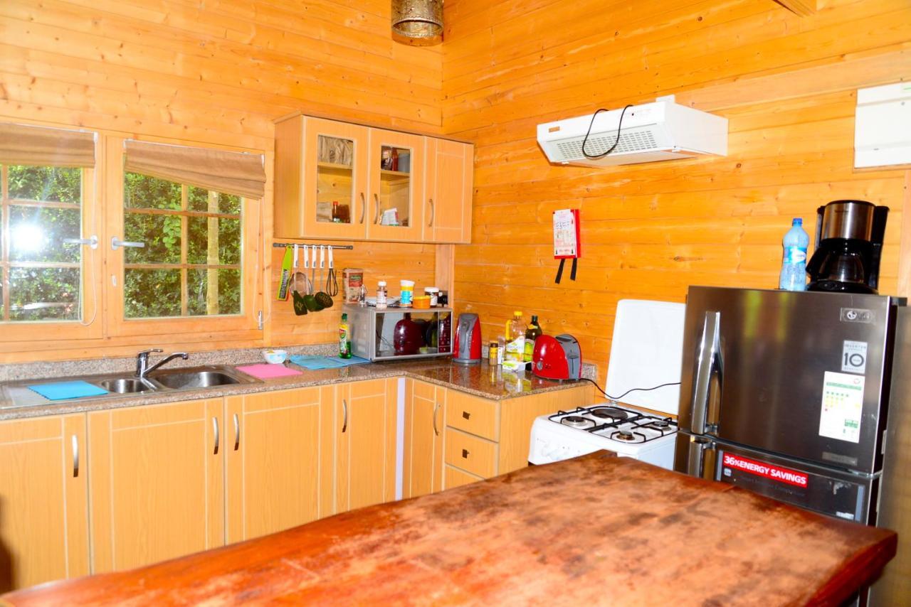 Severine Cottages And Lounge Ltd Найроби Екстериор снимка