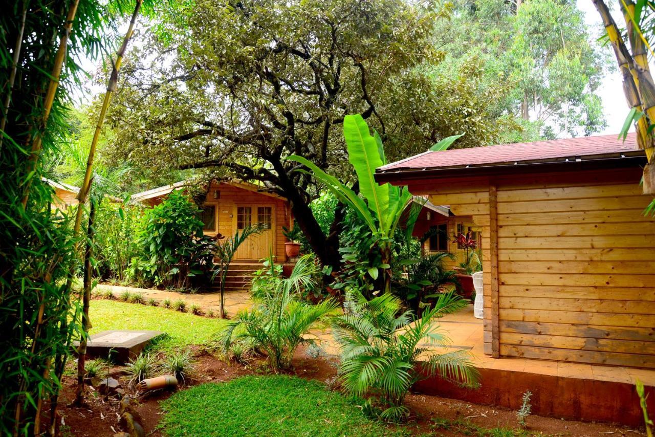 Severine Cottages And Lounge Ltd Найроби Екстериор снимка