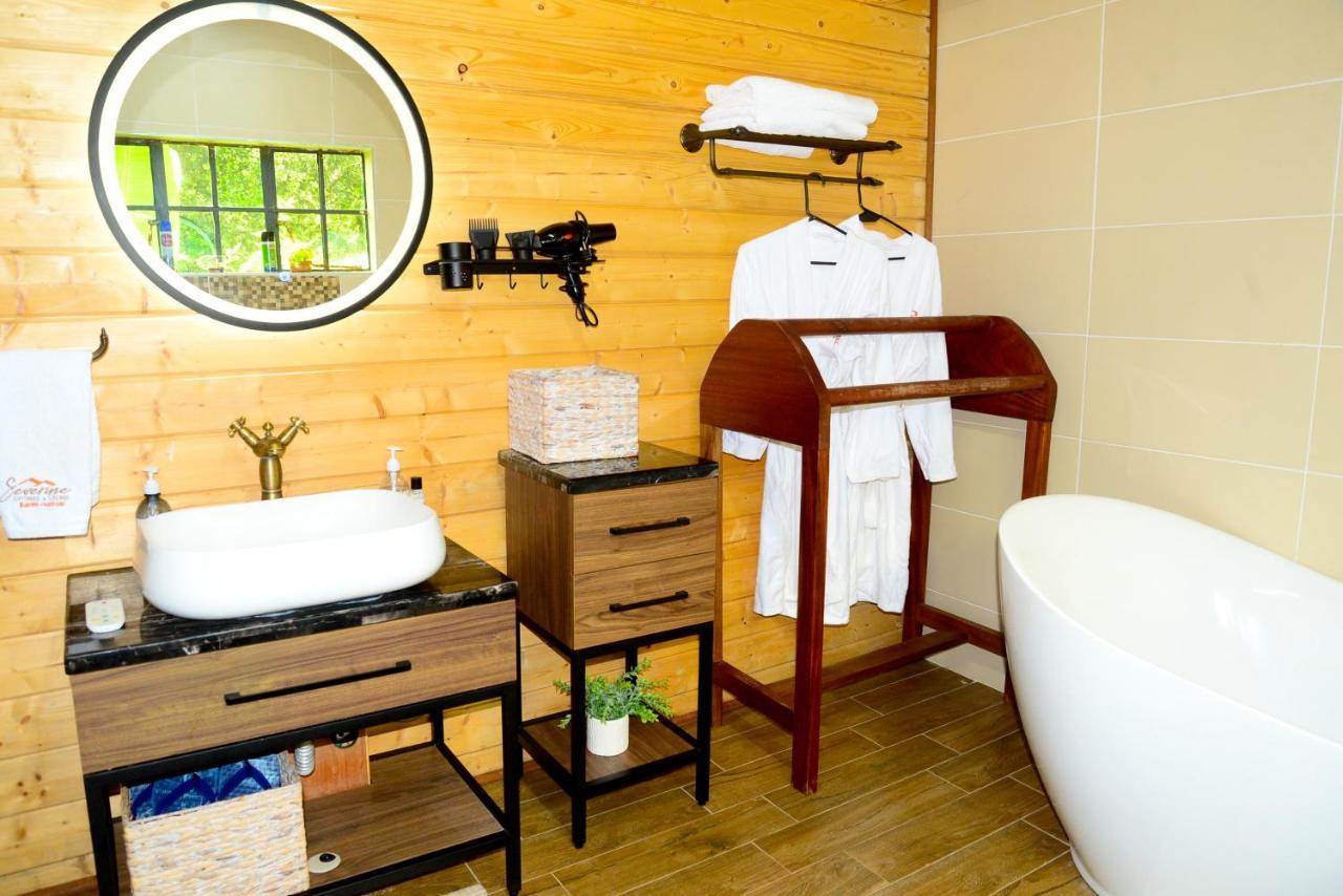 Severine Cottages And Lounge Ltd Найроби Екстериор снимка