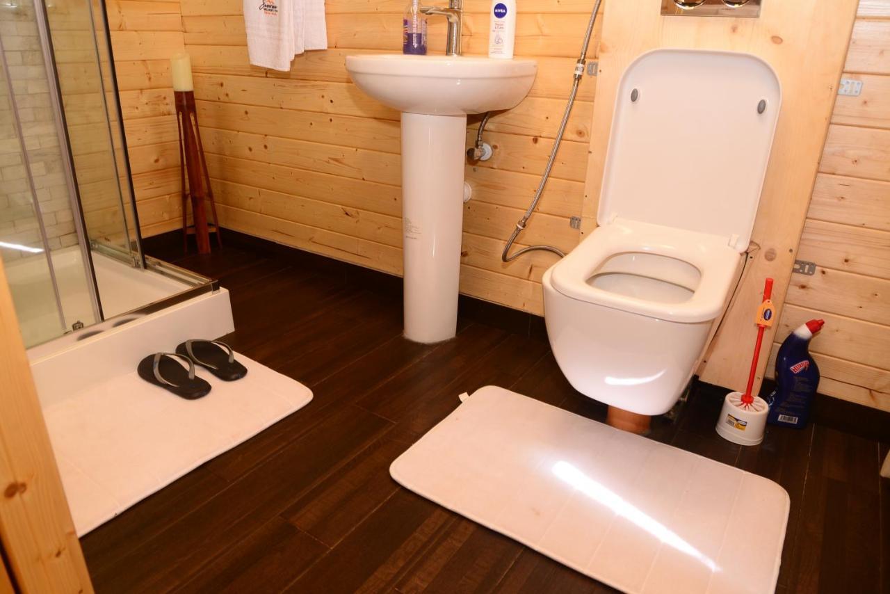 Severine Cottages And Lounge Ltd Найроби Екстериор снимка