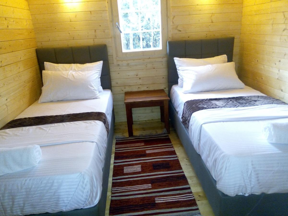 Severine Cottages And Lounge Ltd Найроби Екстериор снимка